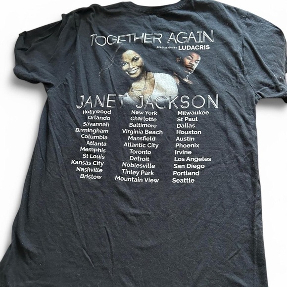 “🔥 Janet Jackson & Ludacris Tour T-Shirt - Size M 🔥 - Picture 3 of 4